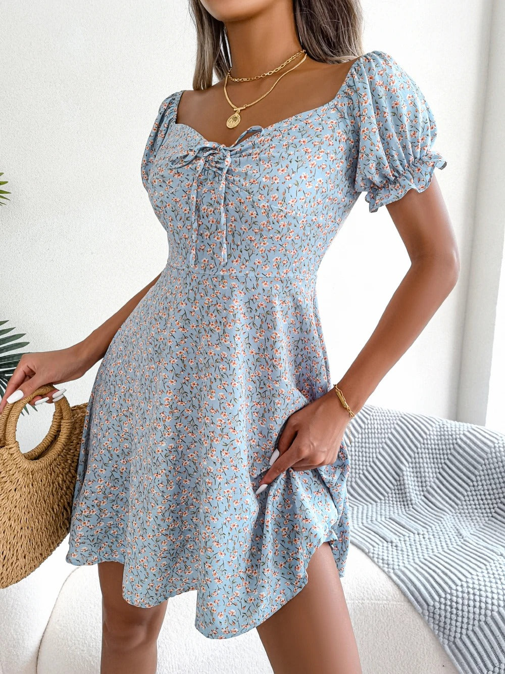 🌸 Floral Elegance Puff Sleeve Dress 🌸