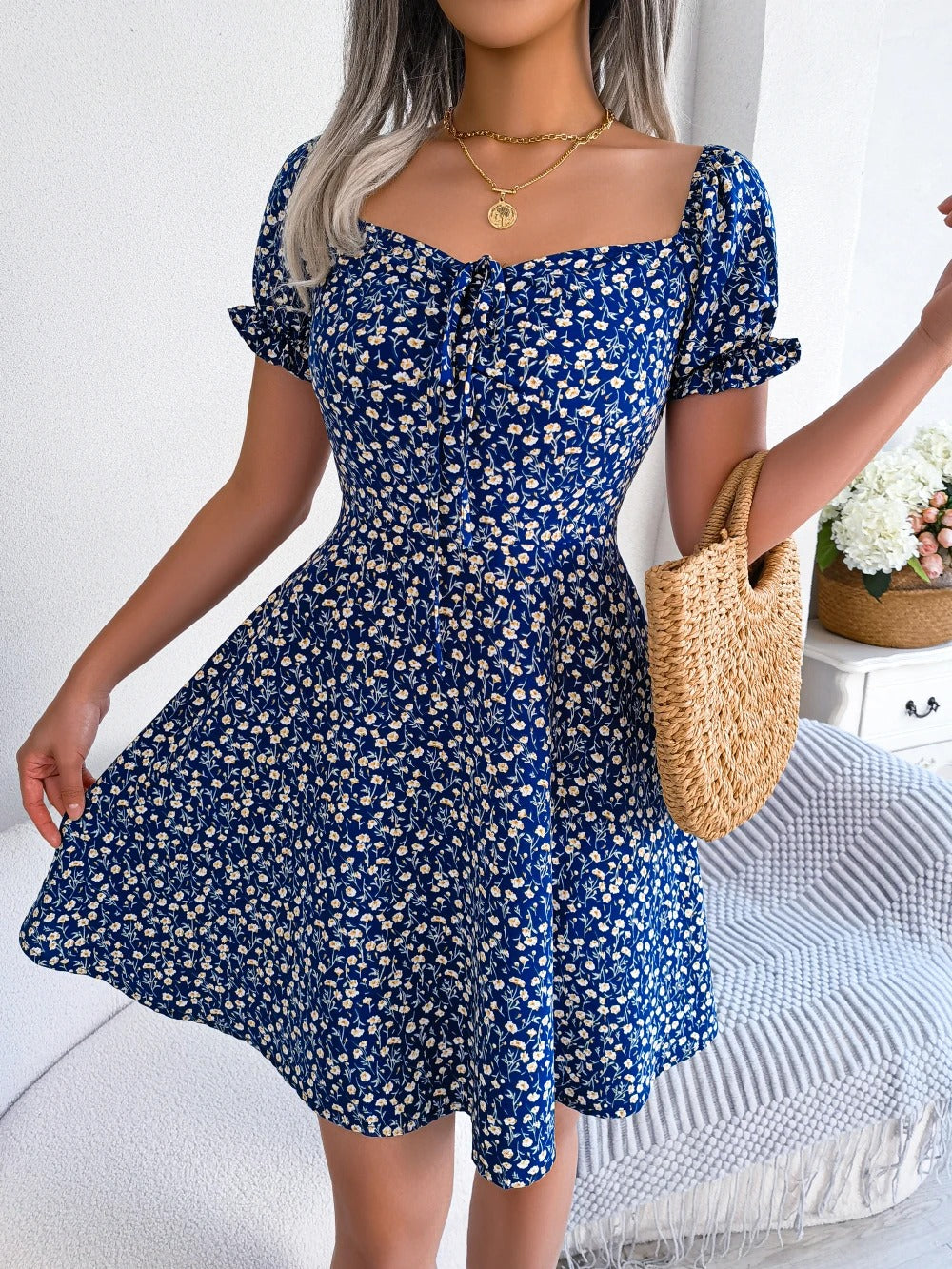 🌸 Floral Elegance Puff Sleeve Dress 🌸